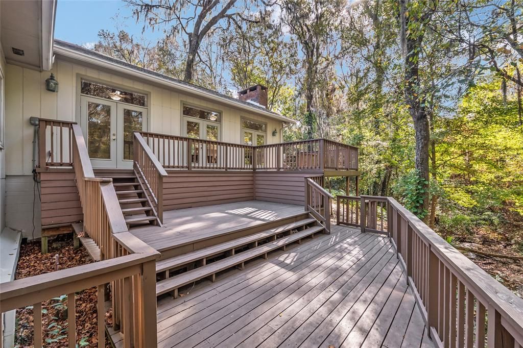 For Sale: $650,000 (4 beds, 3 baths, 3336 Square Feet)