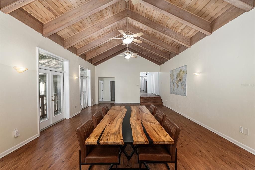 For Sale: $650,000 (4 beds, 3 baths, 3336 Square Feet)