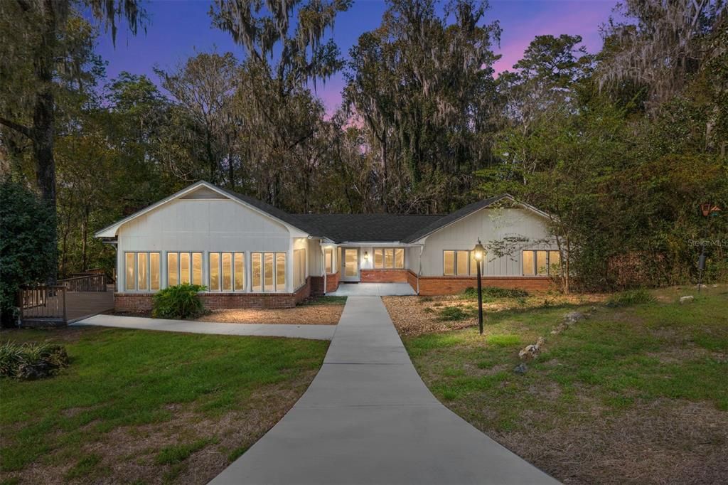 For Sale: $650,000 (4 beds, 3 baths, 3336 Square Feet)