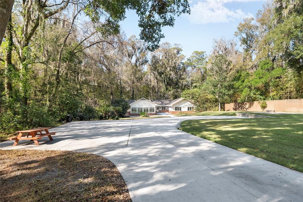 For Sale: $650,000 (4 beds, 3 baths, 3336 Square Feet)