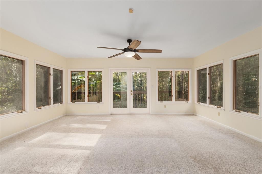 For Sale: $650,000 (4 beds, 3 baths, 3336 Square Feet)