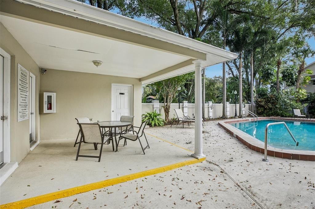 En Venta: $315,000 (2 camas, 2 baños, 1300 Pies cuadrados)