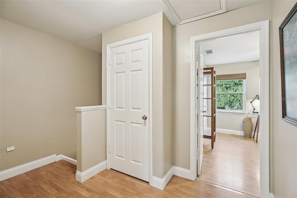 En Venta: $315,000 (2 camas, 2 baños, 1300 Pies cuadrados)