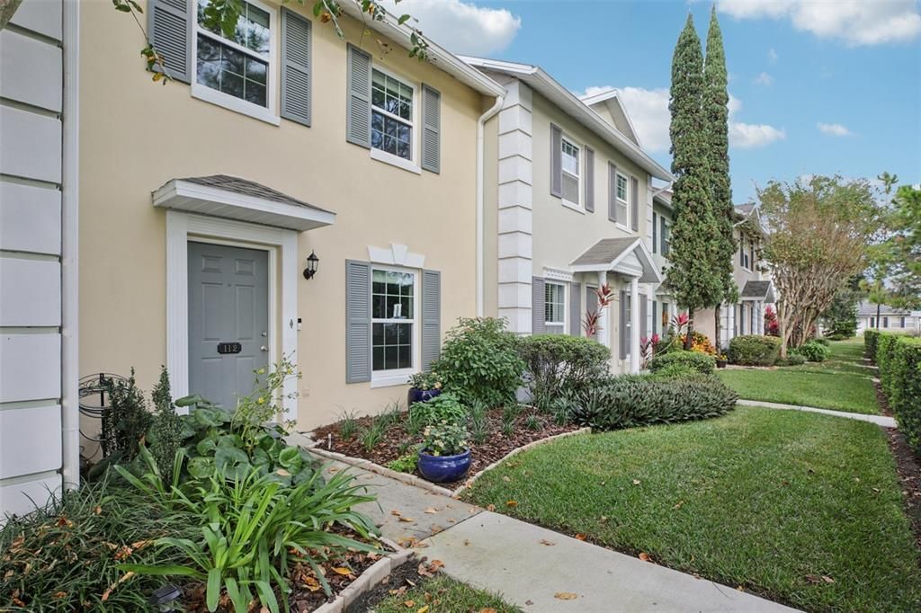 En Venta: $315,000 (2 camas, 2 baños, 1300 Pies cuadrados)