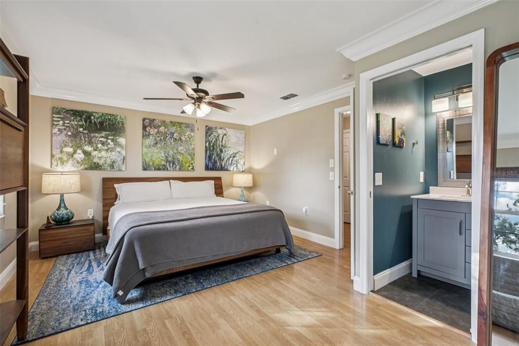 En Venta: $315,000 (2 camas, 2 baños, 1300 Pies cuadrados)