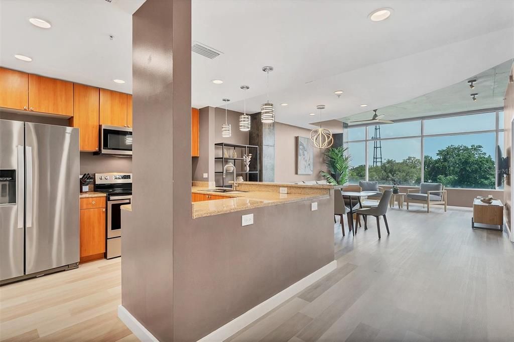 В аренду: $4,500 (2 спален, 2 ванн, 1268 Квадратных фут)