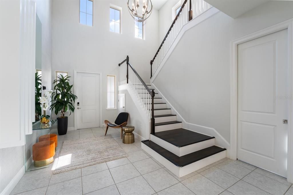 待售: $880,000 (4 贝兹, 3 浴室, 2812 平方英尺)