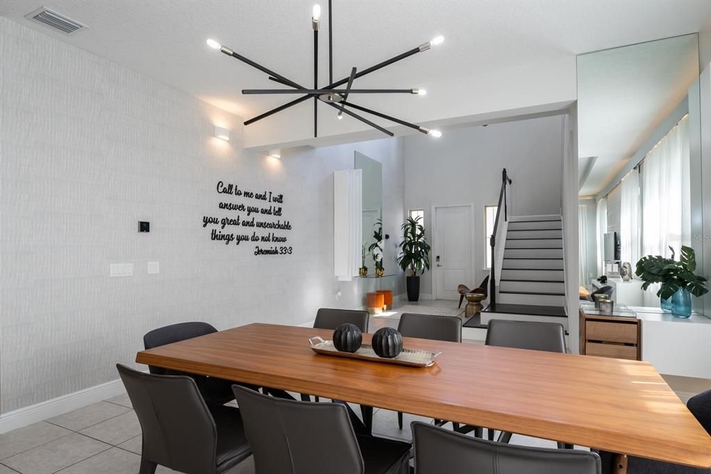 待售: $880,000 (4 贝兹, 3 浴室, 2812 平方英尺)