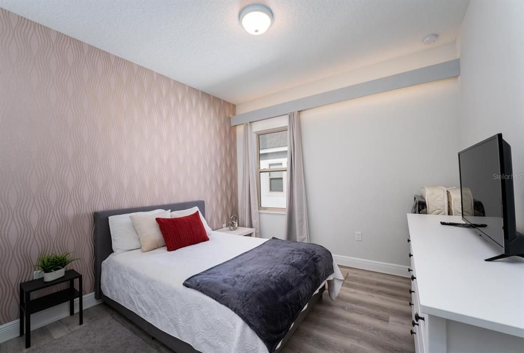 待售: $880,000 (4 贝兹, 3 浴室, 2812 平方英尺)