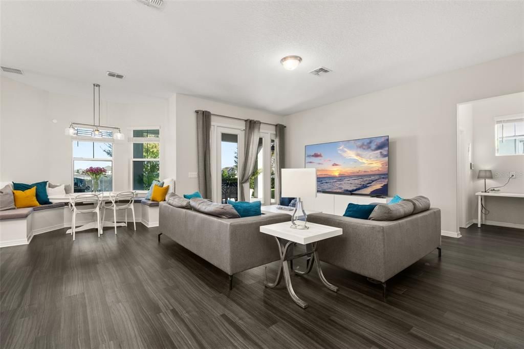 En Venta: $789,990 (4 camas, 3 baños, 3142 Pies cuadrados)