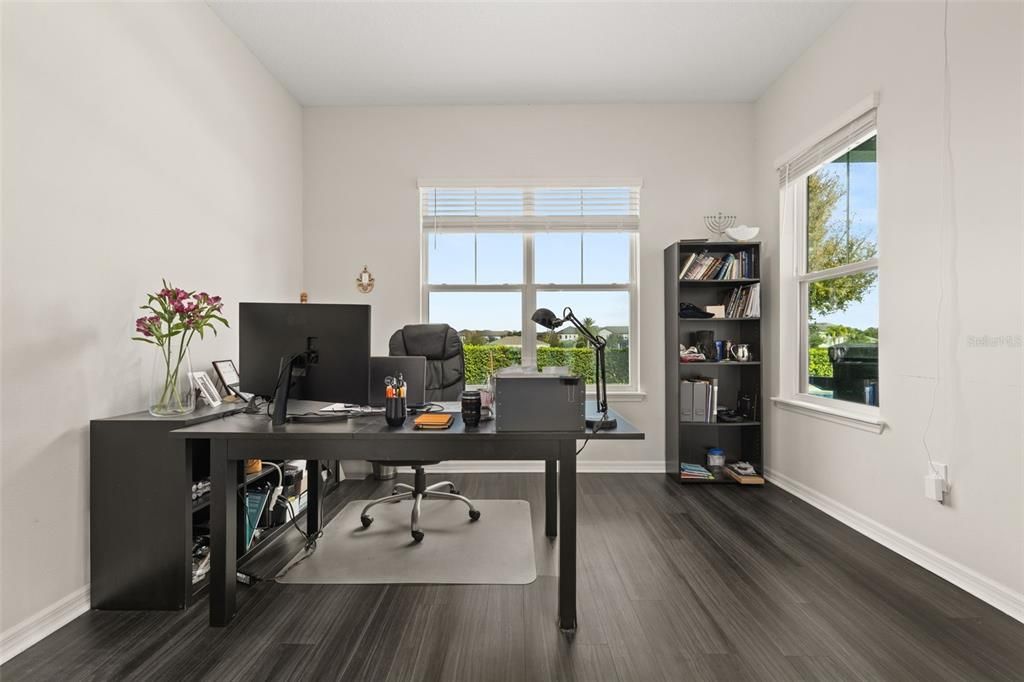 En Venta: $789,990 (4 camas, 3 baños, 3142 Pies cuadrados)