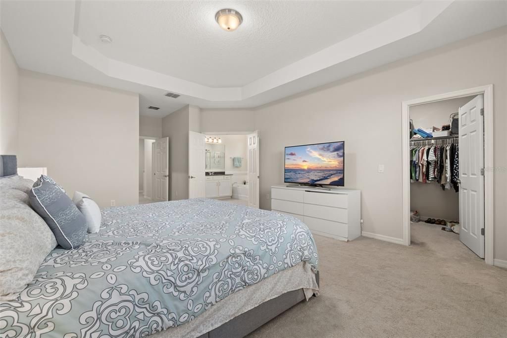 En Venta: $789,990 (4 camas, 3 baños, 3142 Pies cuadrados)