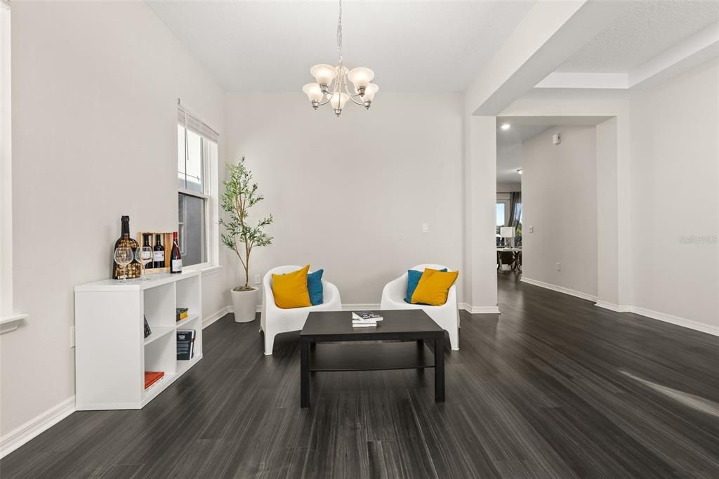 En Venta: $789,990 (4 camas, 3 baños, 3142 Pies cuadrados)