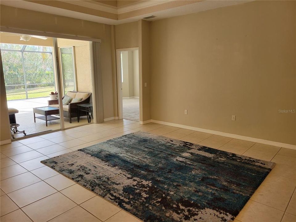 На продажу: $430,000 (2 спален, 2 ванн, 1931 Квадратных фут)