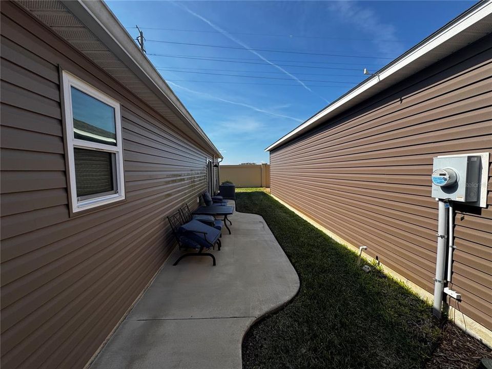 For Rent: $1,900 (2 beds, 2 baths, 1266 Square Feet)