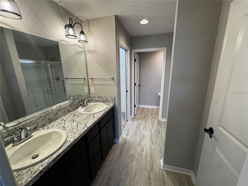 For Rent: $1,900 (2 beds, 2 baths, 1266 Square Feet)