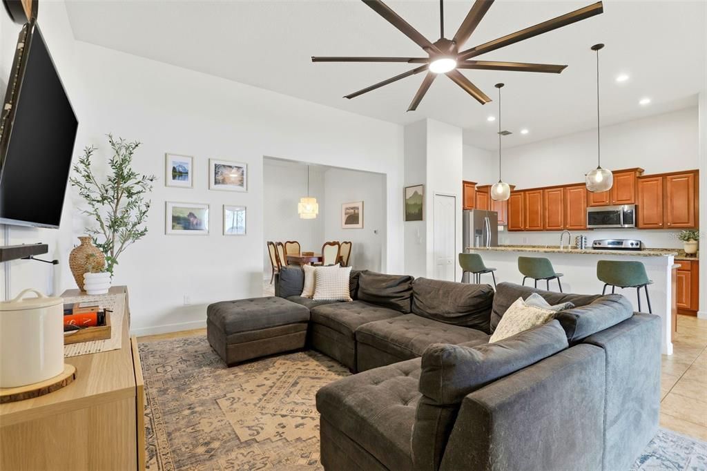 For Sale: $545,000 (4 beds, 3 baths, 2420 Square Feet)