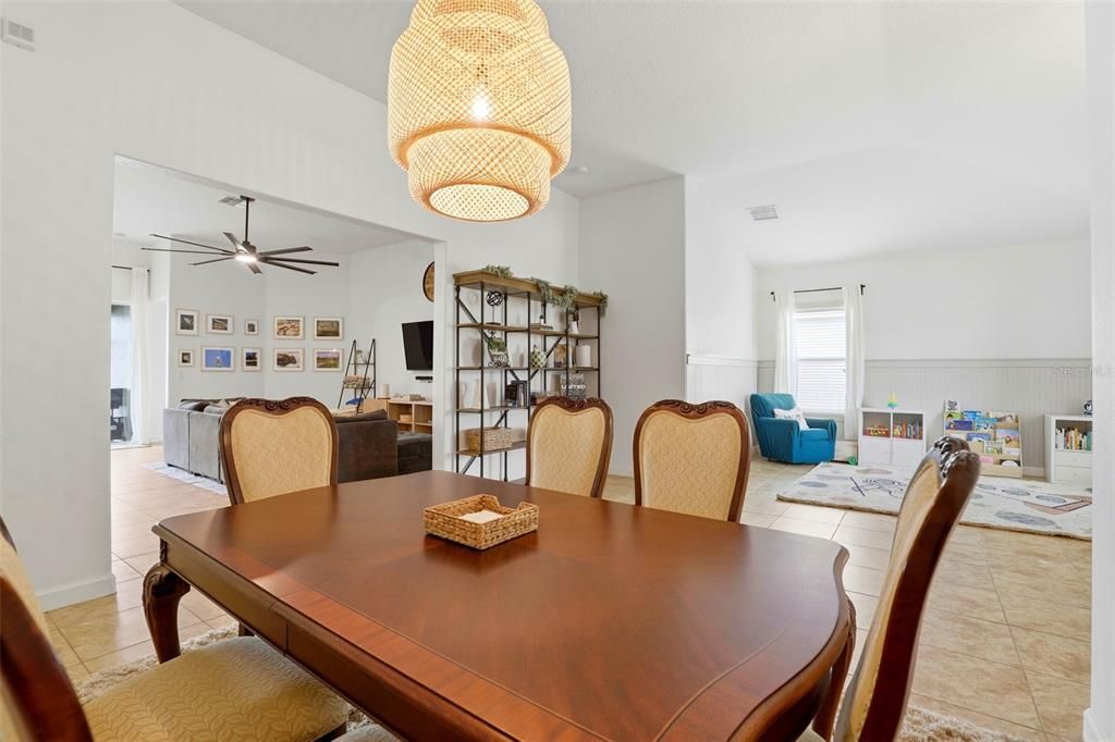 For Sale: $545,000 (4 beds, 3 baths, 2420 Square Feet)