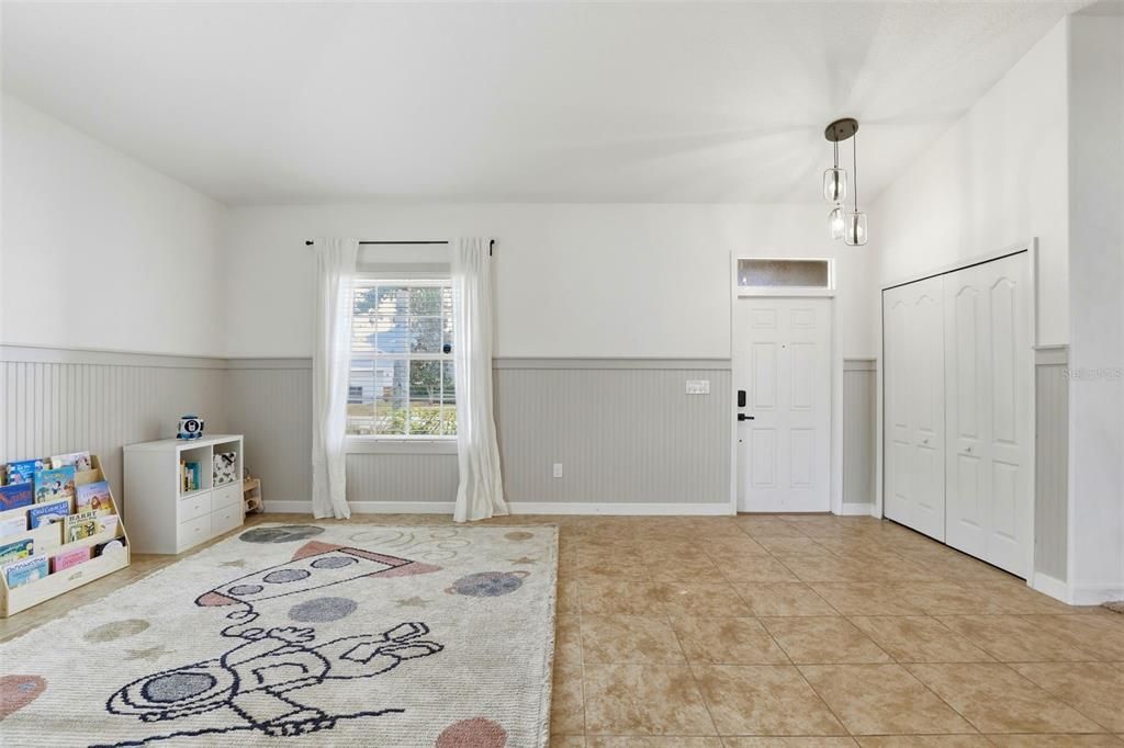 For Sale: $545,000 (4 beds, 3 baths, 2420 Square Feet)