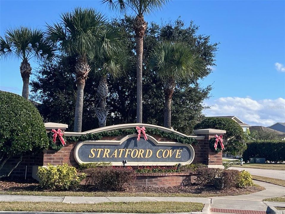 For Sale: $545,000 (4 beds, 3 baths, 2420 Square Feet)