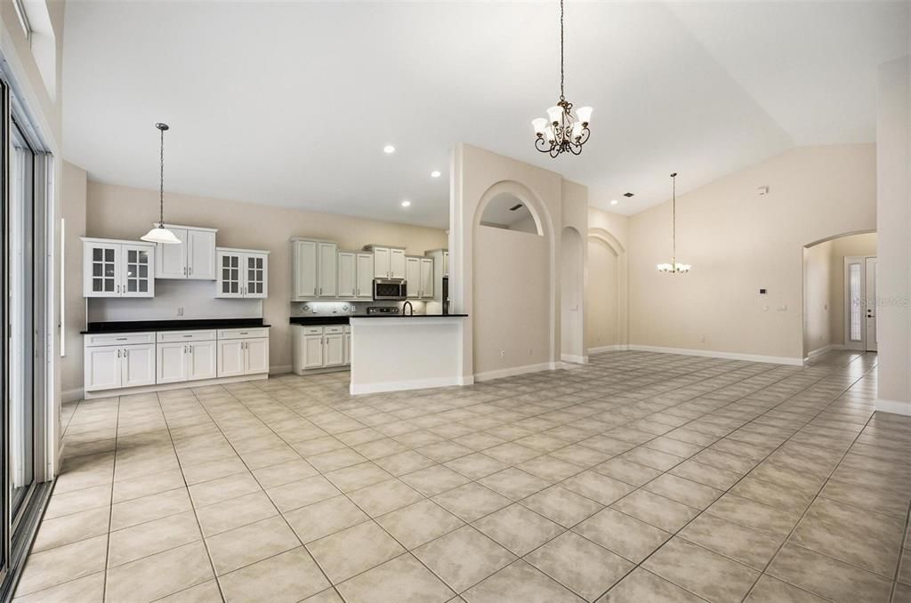 For Sale: $580,000 (3 beds, 2 baths, 1985 Square Feet)