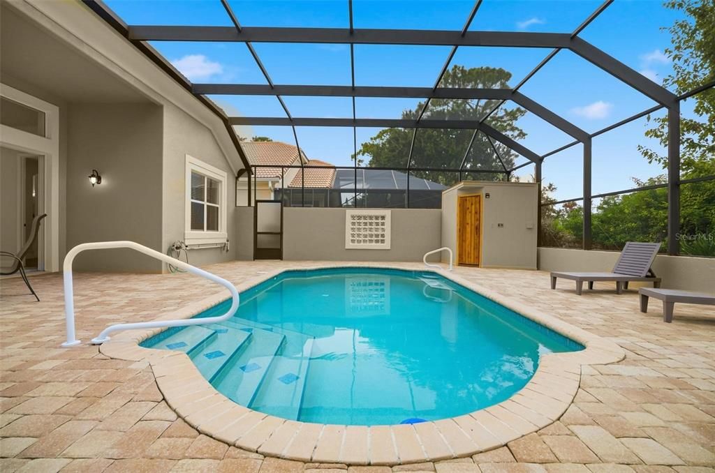 For Sale: $580,000 (3 beds, 2 baths, 1985 Square Feet)