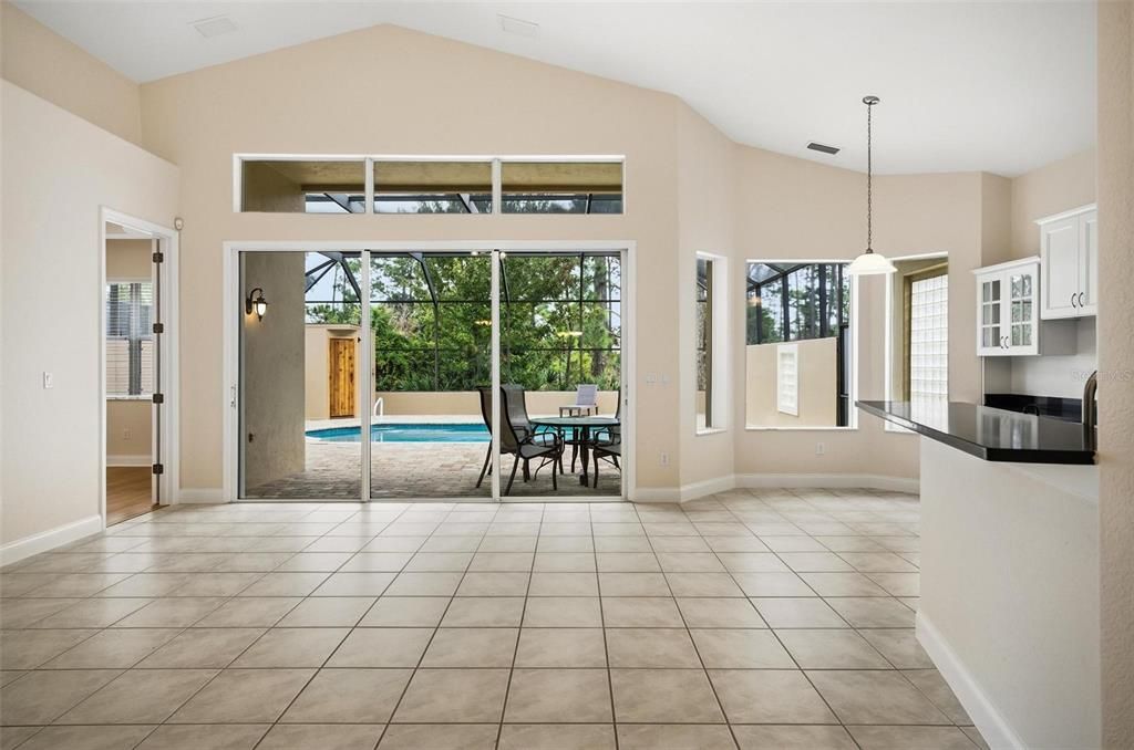 For Sale: $580,000 (3 beds, 2 baths, 1985 Square Feet)