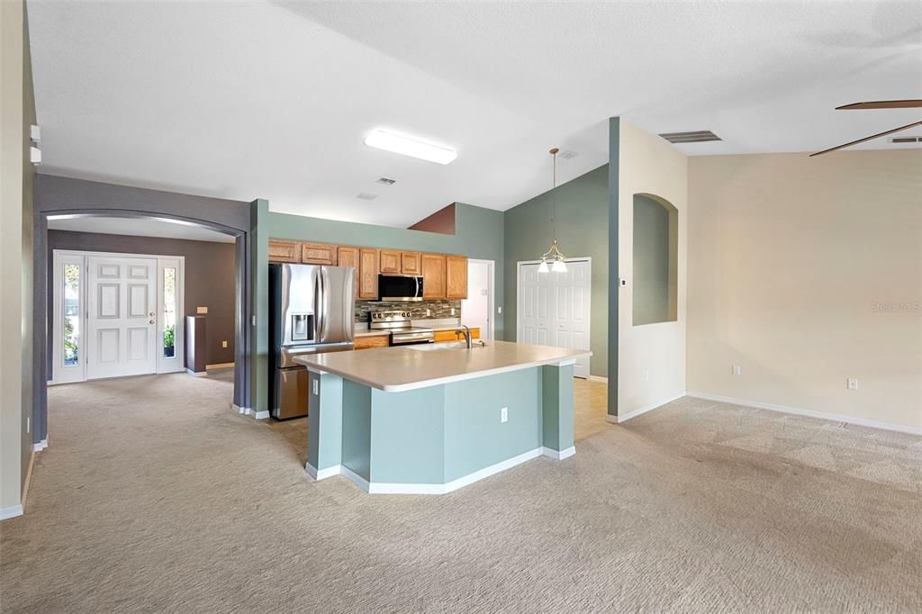 For Sale: $384,900 (3 beds, 2 baths, 2000 Square Feet)