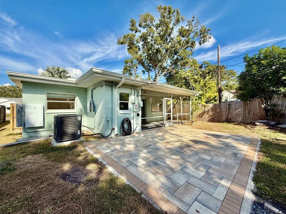 For Rent: $2,740 (3 beds, 2 baths, 1428 Square Feet)