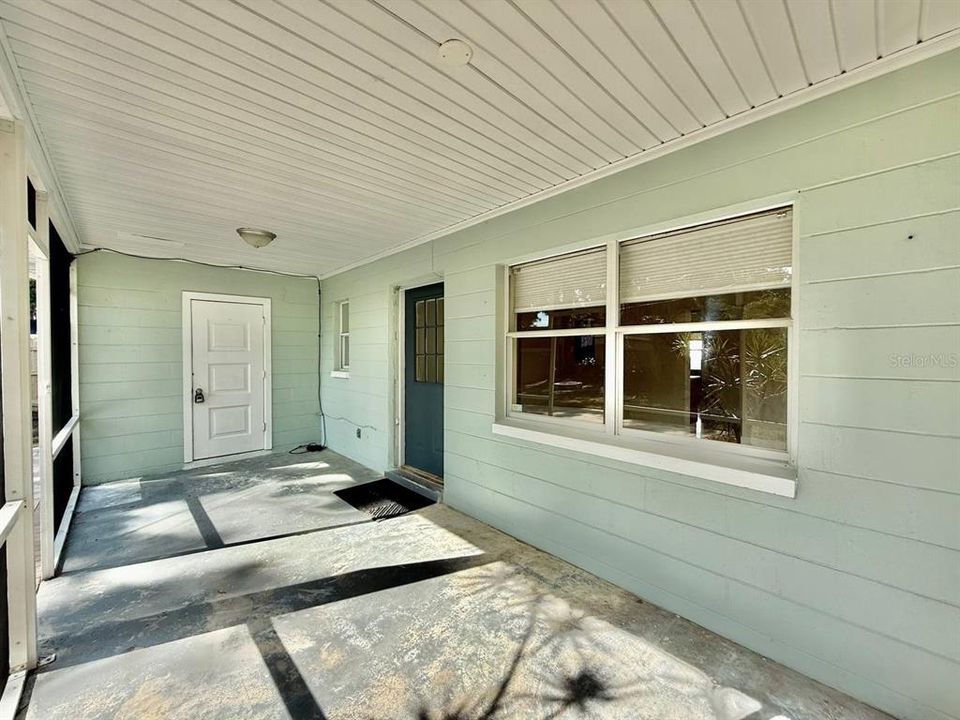 For Rent: $2,740 (3 beds, 2 baths, 1428 Square Feet)