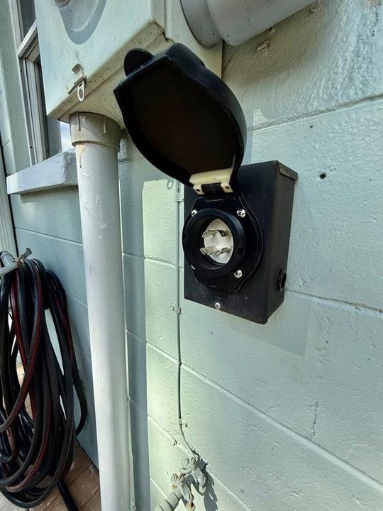 For Rent: $2,740 (3 beds, 2 baths, 1428 Square Feet)