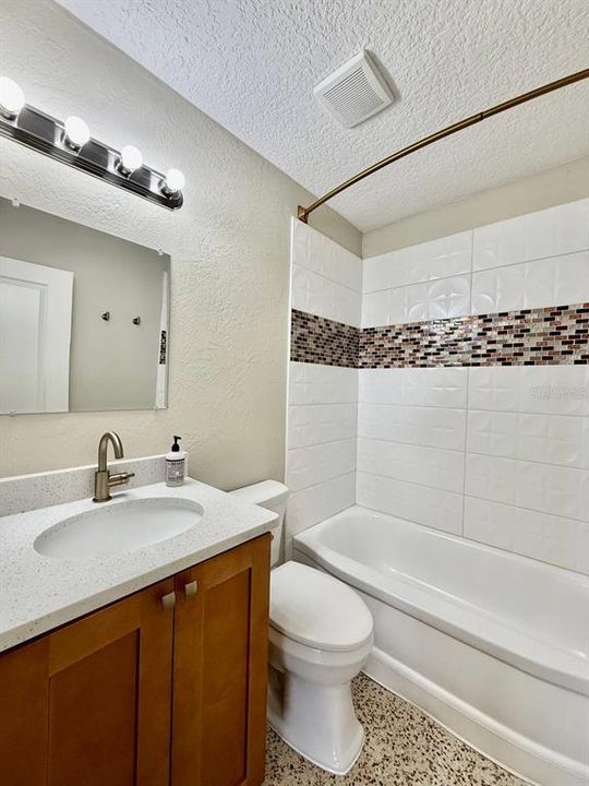 For Rent: $2,740 (3 beds, 2 baths, 1428 Square Feet)