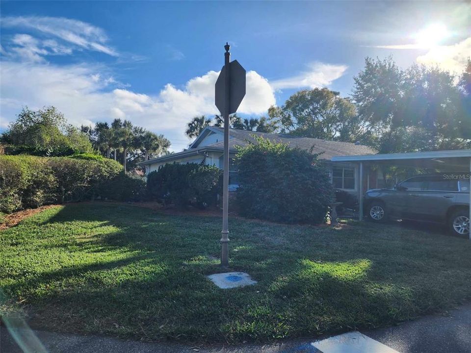 For Rent: $1,700 (2 beds, 2 baths, 984 Square Feet)