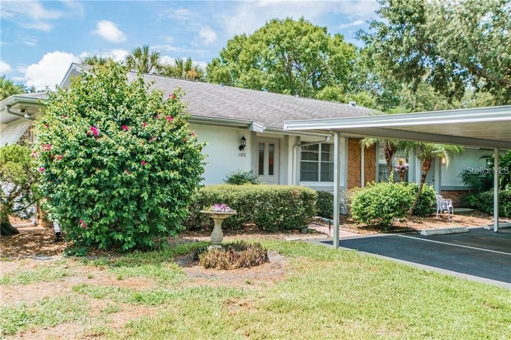 For Rent: $1,700 (2 beds, 2 baths, 984 Square Feet)