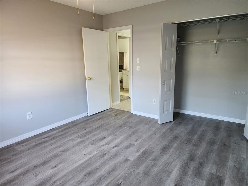 For Rent: $1,700 (2 beds, 2 baths, 984 Square Feet)