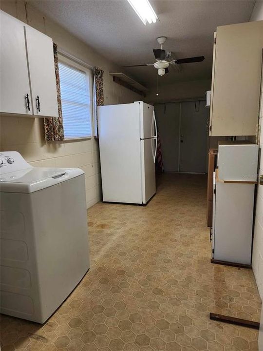 For Rent: $1,700 (2 beds, 2 baths, 984 Square Feet)