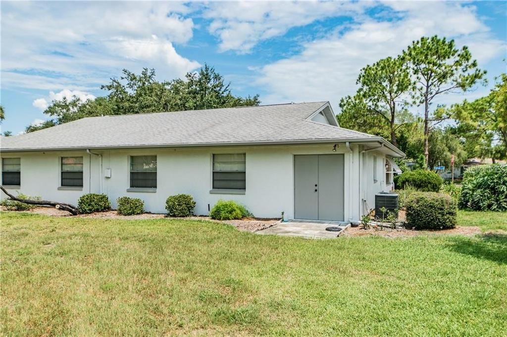 For Rent: $1,700 (2 beds, 2 baths, 984 Square Feet)