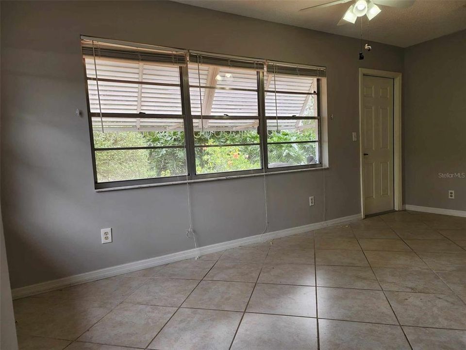 For Rent: $1,700 (2 beds, 2 baths, 984 Square Feet)