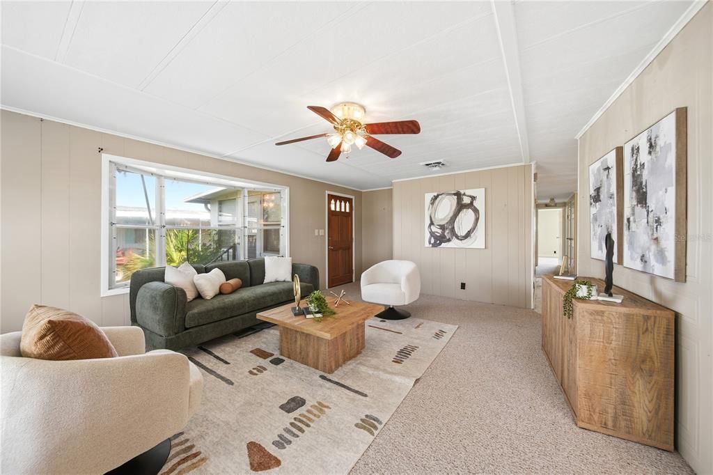 На продажу: $75,000 (3 спален, 2 ванн, 1838 Квадратных фут)