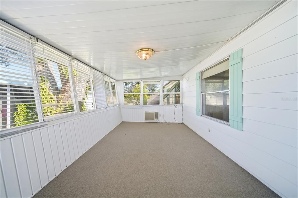 На продажу: $75,000 (3 спален, 2 ванн, 1838 Квадратных фут)