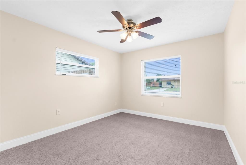 待售: $322,222 (4 贝兹, 2 浴室, 1839 平方英尺)