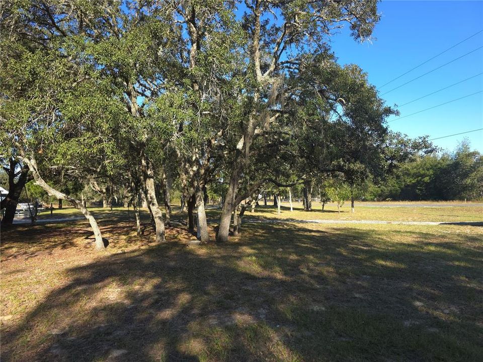 For Sale: $49,900 (2 beds, 1 baths, 784 Square Feet)