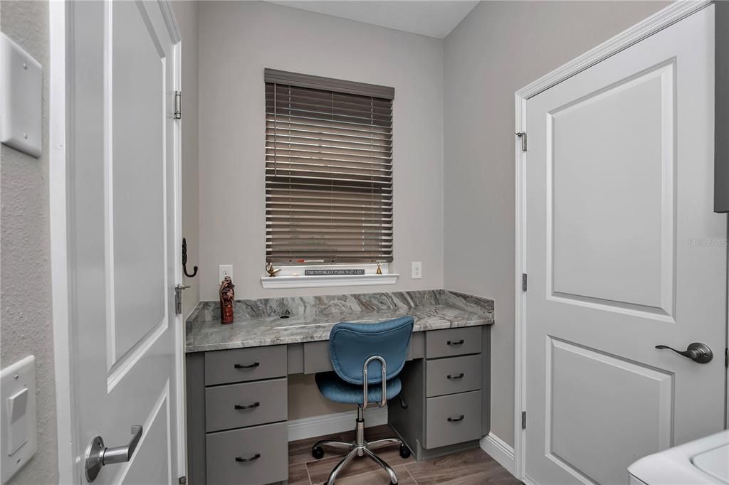 En Venta: $382,000 (2 camas, 2 baños, 1681 Pies cuadrados)