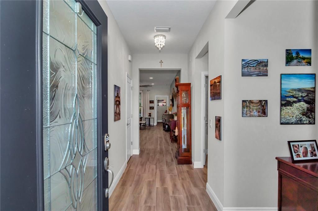 En Venta: $382,000 (2 camas, 2 baños, 1681 Pies cuadrados)