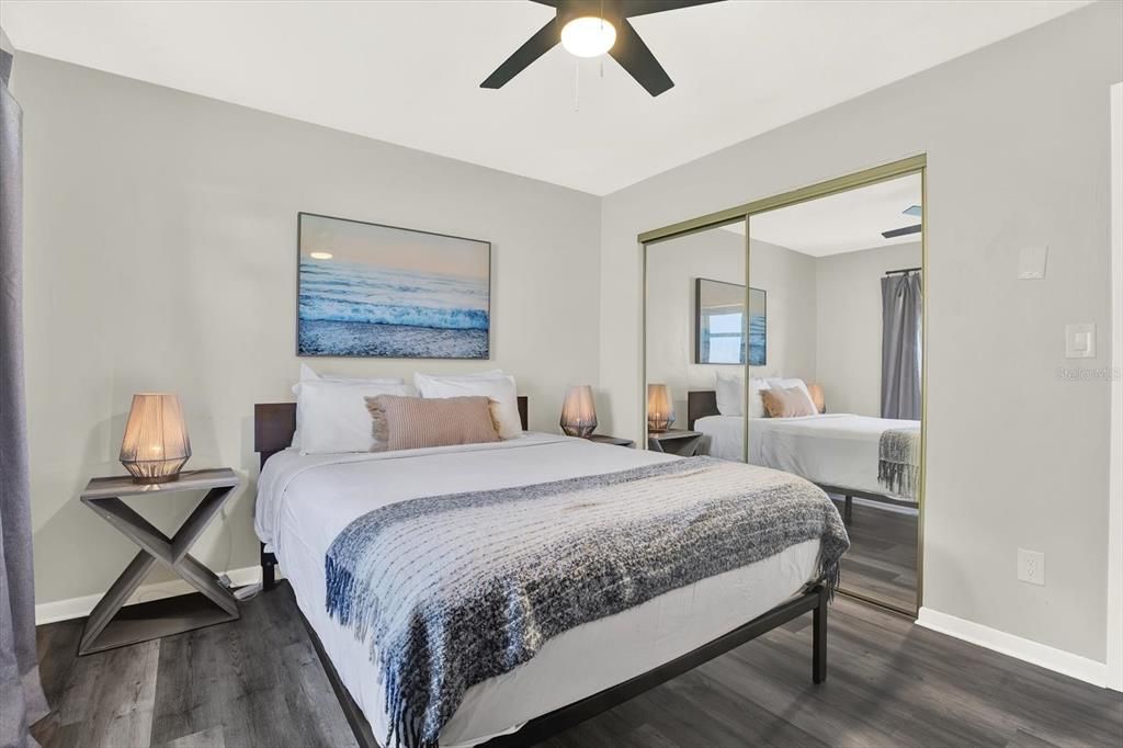 待售: $625,000 (4 贝兹, 3 浴室, 1669 平方英尺)