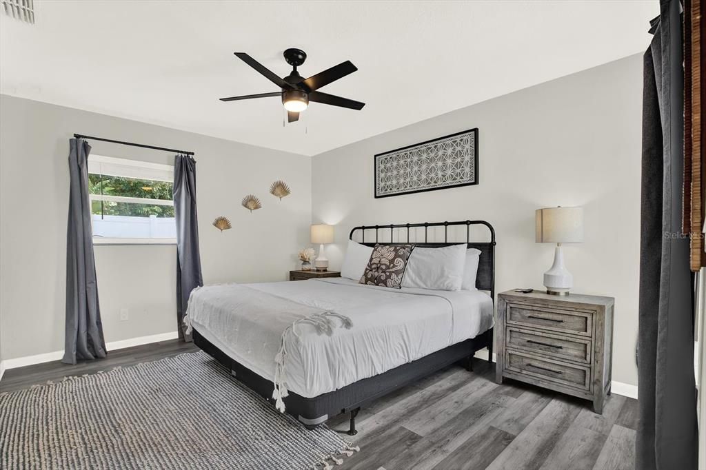 待售: $625,000 (4 贝兹, 3 浴室, 1669 平方英尺)