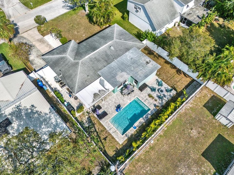 待售: $625,000 (4 贝兹, 3 浴室, 1669 平方英尺)