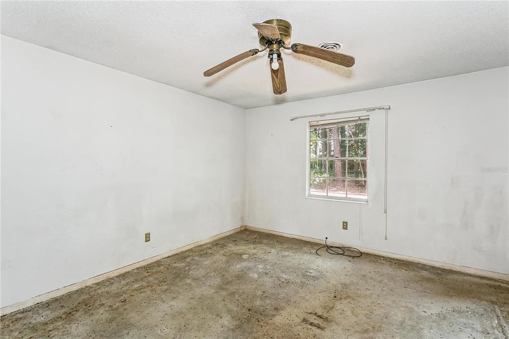 En Venta: $129,900 (3 camas, 2 baños, 1280 Pies cuadrados)