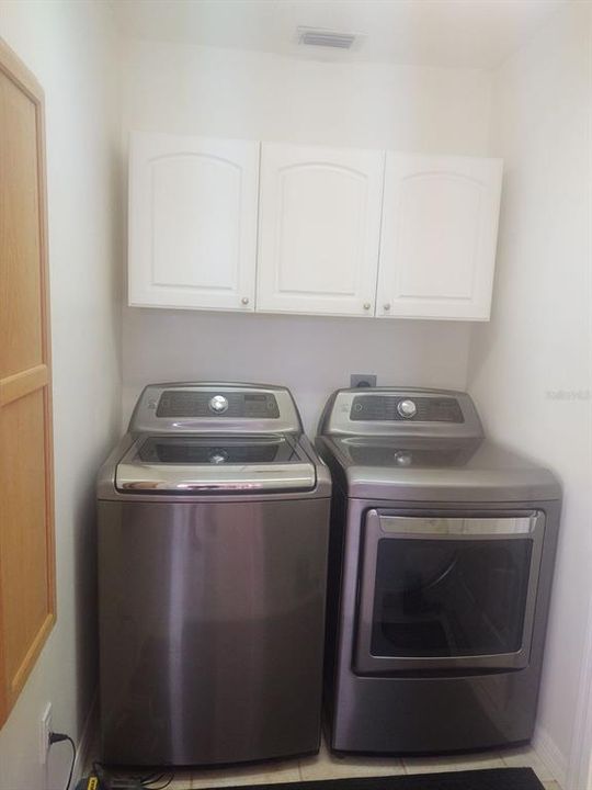 For Sale: $474,999 (3 beds, 2 baths, 1856 Square Feet)