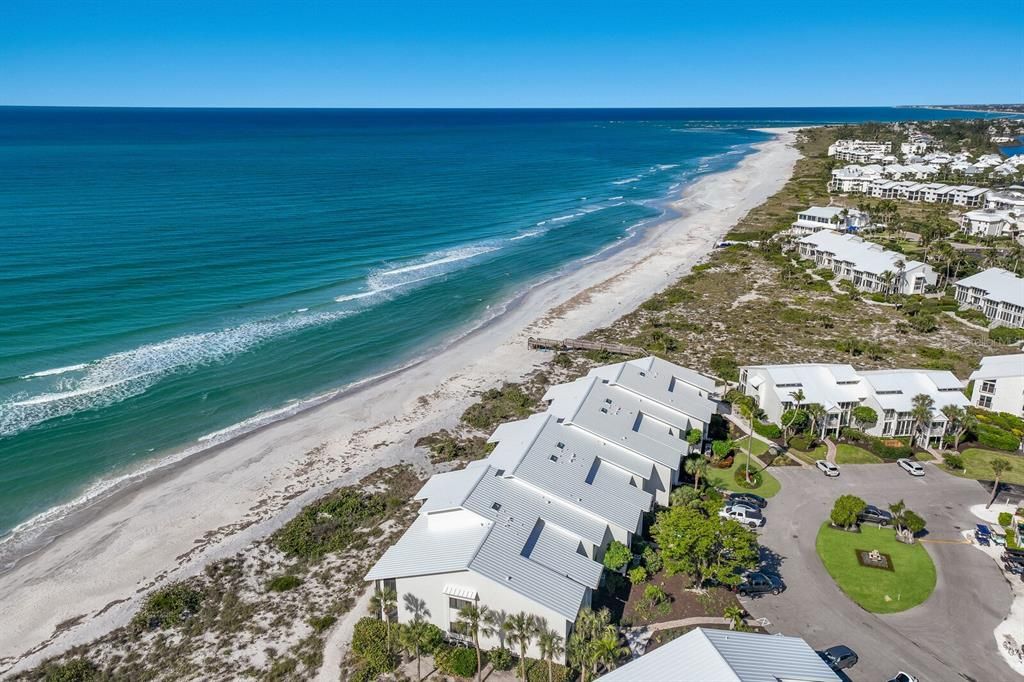 待售: $1,895,000 (2 贝兹, 2 浴室, 1740 平方英尺)